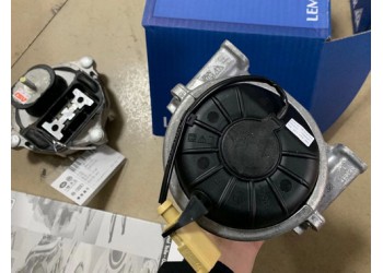 奧迪A4 S4 A5 S5 Q5機腳膠 冷疑器 節氣門 水泵