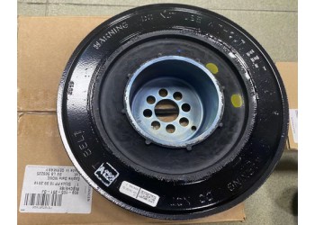 奧迪Q7柴油版曲軸皮帶輪 副水壺 發(fā)電機(jī) 空調(diào)泵