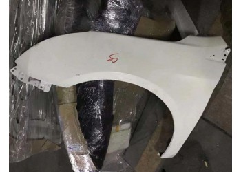 凱迪拉克XTS葉子板 機(jī)腳膠 氧傳感器 冷疑器 空調(diào)面板