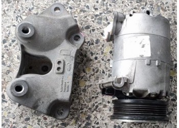 路虎神行者2空調(diào)泵 機(jī)腳膠 氧傳感器 冷疑器 空調(diào)面板