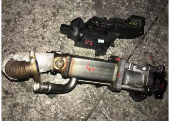 路虎神行者2右前門鎖機(jī) EGR閥 水箱 油底殼 節(jié)氣門