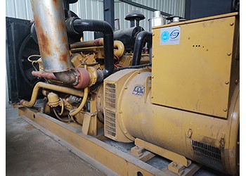 二手六百千瓦柴油發(fā)電機組便宜處理 供應(yīng)