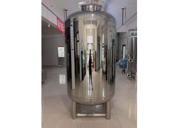 阜新市 鴻謙不銹鋼水箱 無菌水箱 量大從優(yōu)