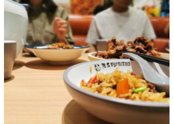 霸點擂椒飯小本開店 增強核心競爭力