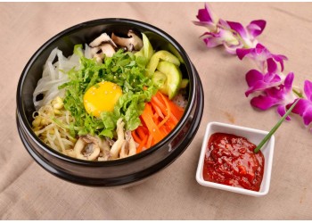 韓式拌飯連鎖， 實惠好吃生意好
