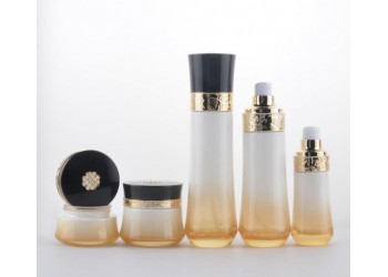 護膚品瓶生產廠家，玻璃瓶生產廠家，護膚品玻璃瓶生產廠家