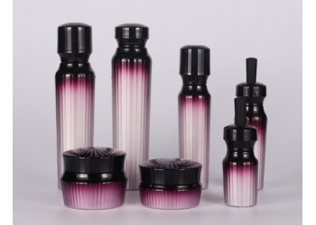 護膚品包裝瓶加工廠，護膚品包裝瓶廠家，護膚品包裝瓶生產(chǎn)廠家