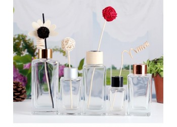 玻璃瓶生產(chǎn)廠家，香薰瓶生產(chǎn)廠家，玻璃香薰瓶生產(chǎn)廠家