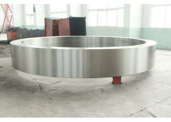 回轉(zhuǎn)窯輪帶 新鄉(xiāng)長城專業(yè)加工回輪帶 批量加工輪帶廠家