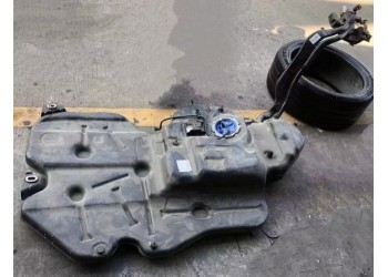 大眾途昂油箱 三元催化 噴油嘴 發(fā)電機(jī) 空調(diào)泵