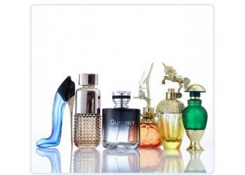 水晶瓶生產(chǎn)廠家，香水瓶生產(chǎn)廠家，水晶香水瓶生產(chǎn)廠家