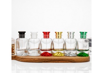 化妝品香水瓶生產(chǎn)廠家，香水分裝瓶生產(chǎn)廠家，香水玻璃瓶生產(chǎn)廠家