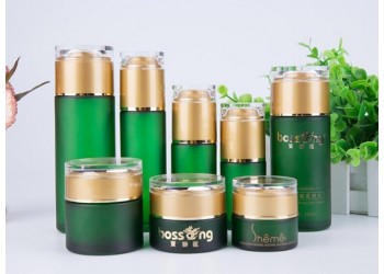 玻璃瓶噴漆廠，玻璃瓶噴漆加工廠，廣州白云區玻璃瓶噴漆廠