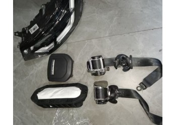 路虎發(fā)現(xiàn)5主副氣囊 安全帶 渦輪增壓器 發(fā)電機(jī) 減震器