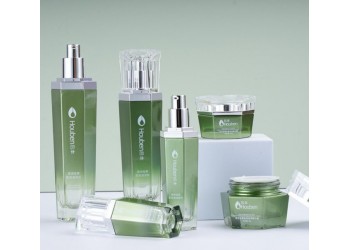 廣州化妝品玻璃瓶噴涂加工廠(chǎng)家