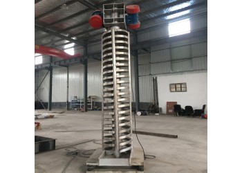 雜糧粉兩臺振動電機垂直輸送機耐腐蝕性好