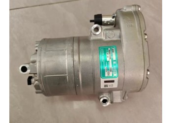 路虎混動空調壓縮機 冷凝器 蒸發箱 鼓風機 空調管